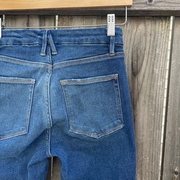 Good American • Good Legs Crop Blue376 - Picture 6 of 8